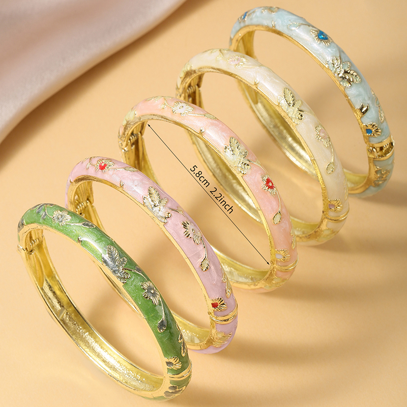 FTCY 5PCS Fine Small Flower Cl - Coordinates Bracelet ulasan dan harga