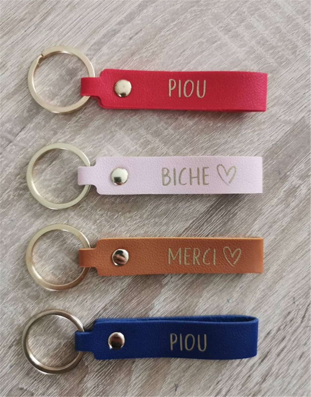 Personalized Leather Key Holde - Monogram Keychain Leather ulasan dan harga