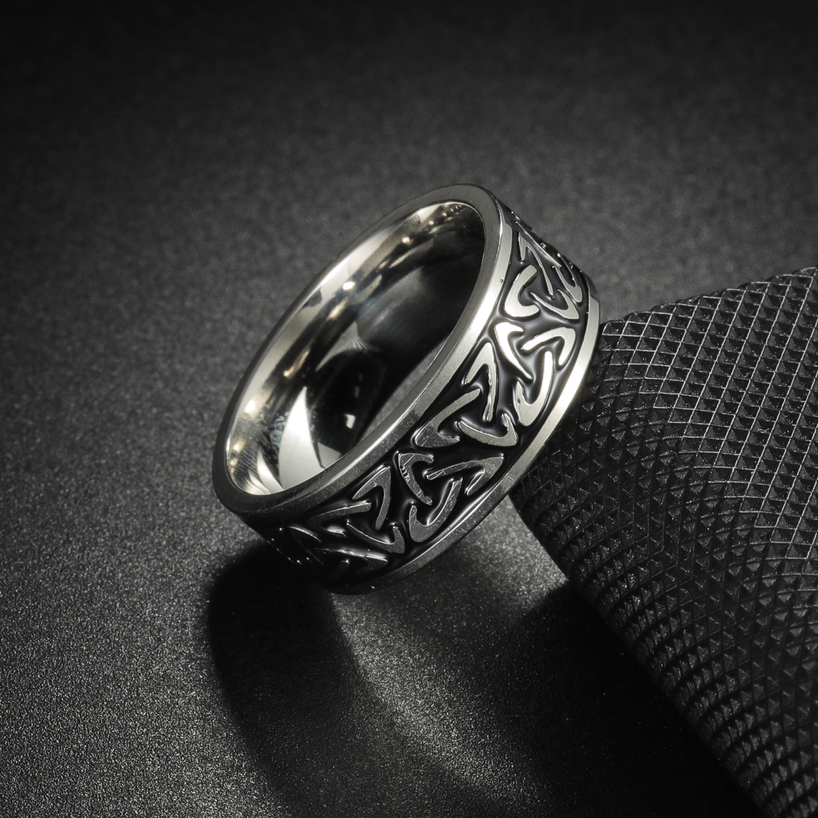 Retro Titanium Steel Ring With - Initial Ring Custom ulasan dan harga
